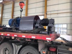 可逆錘式破碎機機架跳動是什么原因造成的呢？